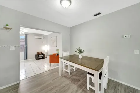 5380 SW 11th Street Margate FL 33068