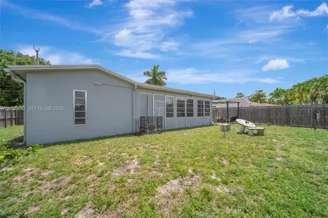 5380 SW 11th Street Margate FL 33068
