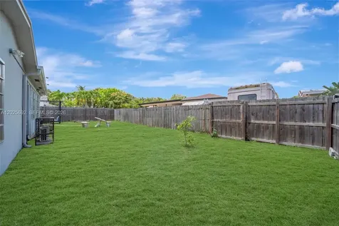 5380 SW 11th Street Margate FL 33068