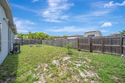 5380 SW 11th Street Margate FL 33068
