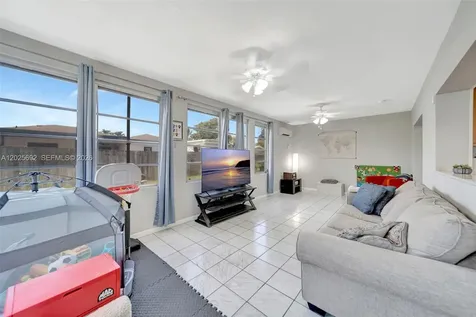 5380 SW 11th Street Margate FL 33068