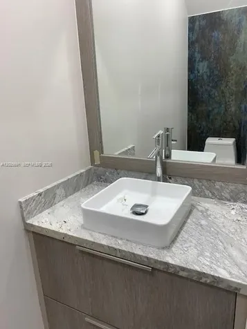 2112 Hacienda Terrace Weston FL 33327
