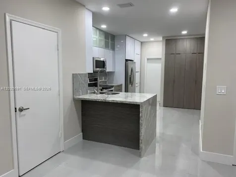 2112 Hacienda Terrace Weston FL 33327