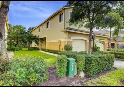 2112 Hacienda Terrace Weston FL 33327