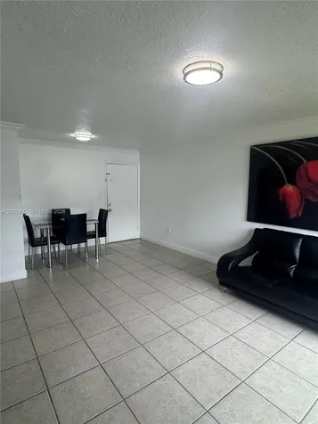 7235 SW 94th Place Miami FL 33173