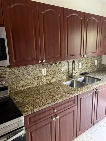 117 SE 3rd Avenue Hallandale Beach FL 33009