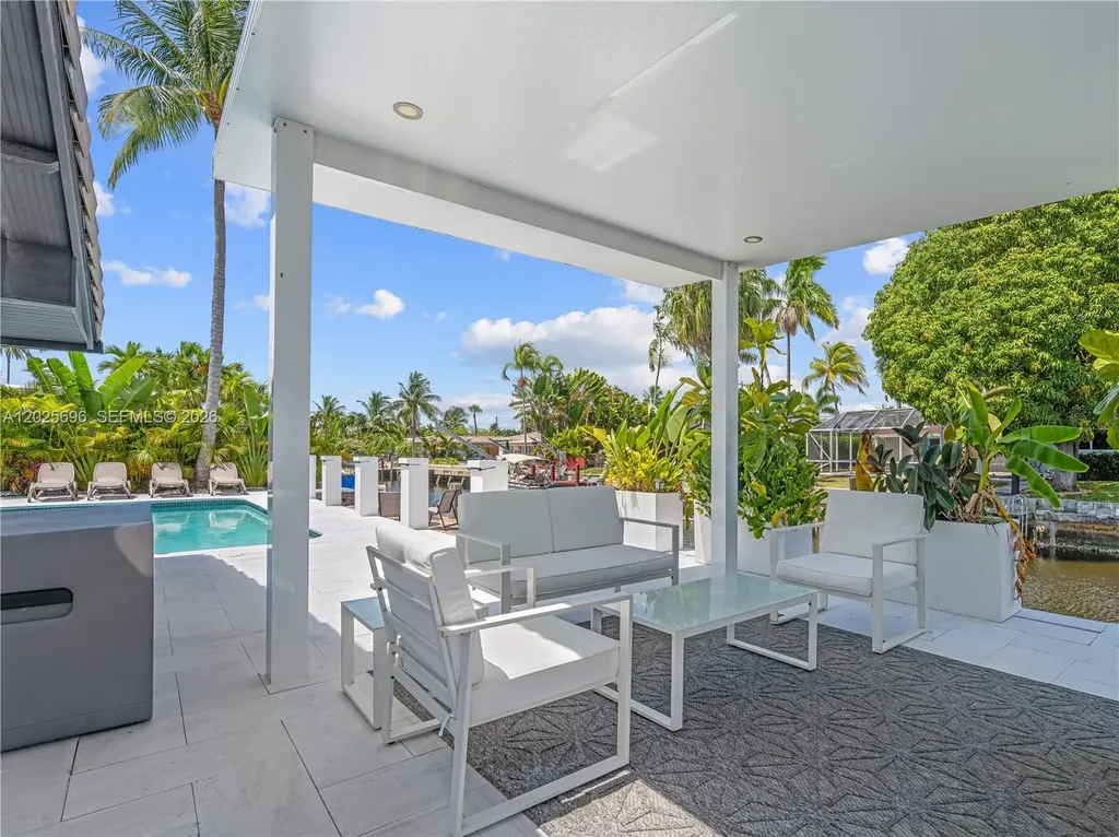 1701 SW 3rd Avenue Pompano Beach FL 33060