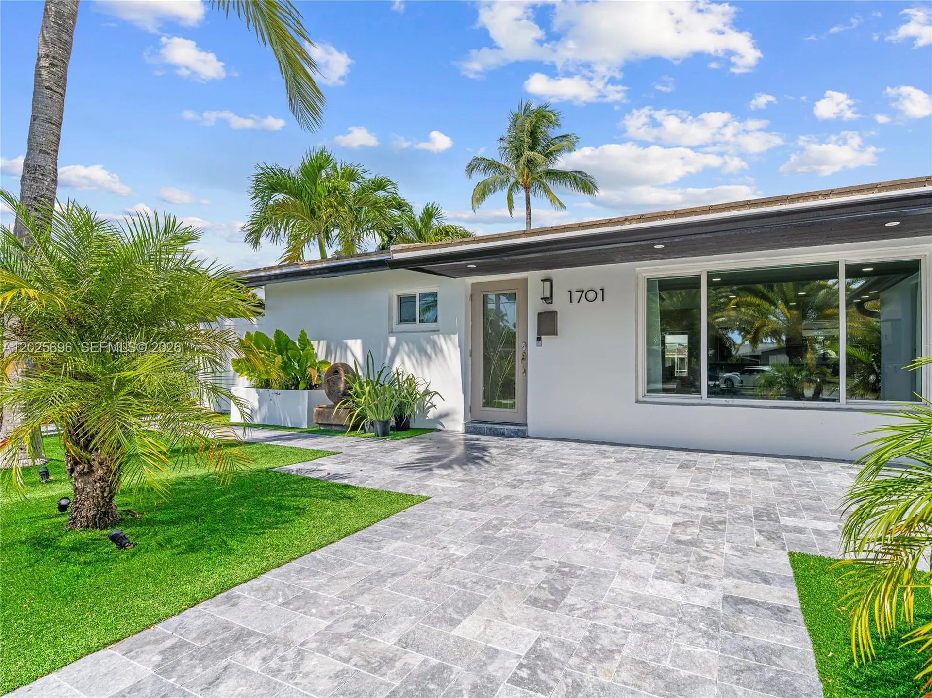 1701 SW 3rd Avenue Pompano Beach FL 33060