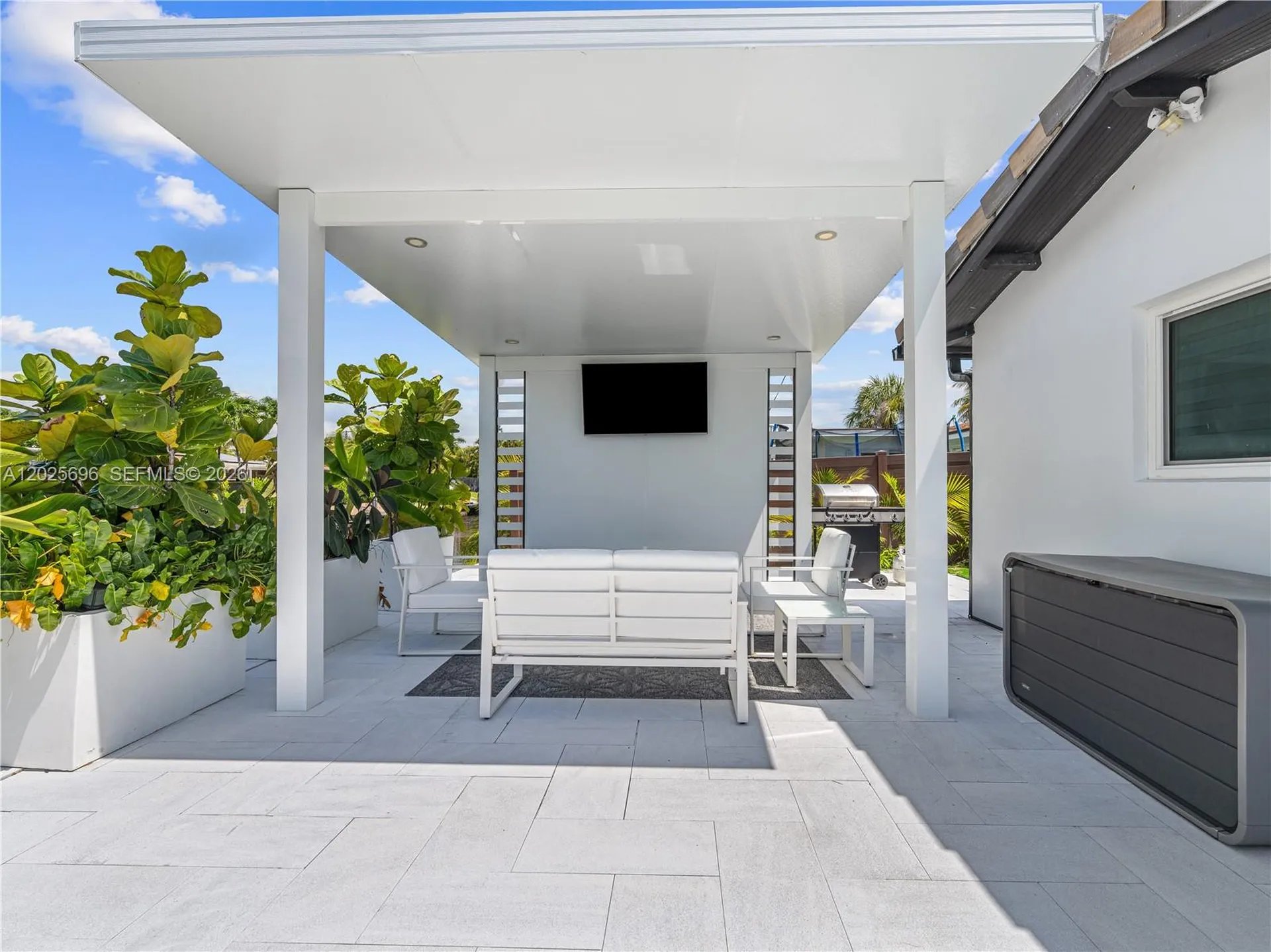 1701 SW 3rd Avenue Pompano Beach FL 33060