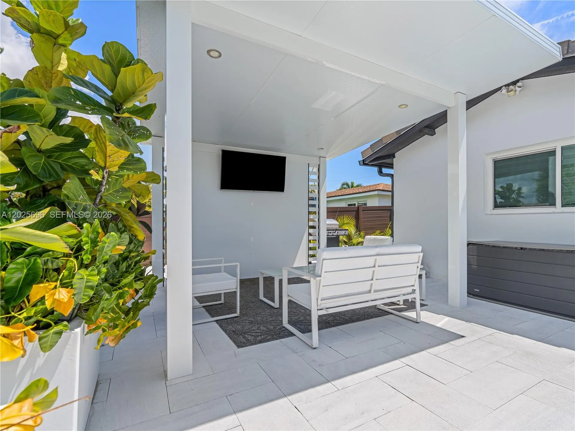 1701 SW 3rd Avenue Pompano Beach FL 33060