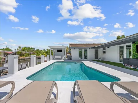 1701 SW 3rd Avenue Pompano Beach FL 33060