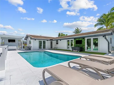 1701 SW 3rd Avenue Pompano Beach FL 33060