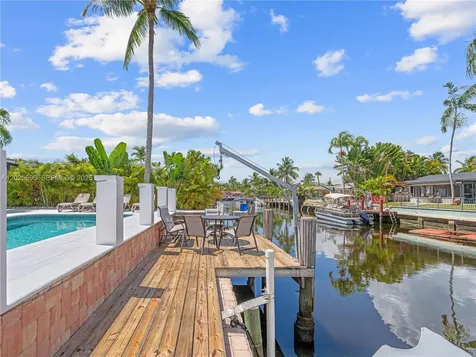 1701 SW 3rd Avenue Pompano Beach FL 33060