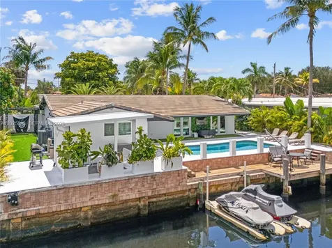 1701 SW 3rd Avenue Pompano Beach FL 33060