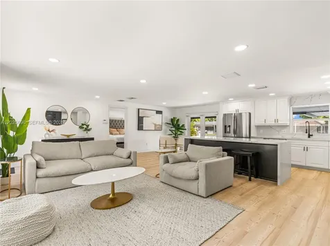 1701 SW 3rd Avenue Pompano Beach FL 33060
