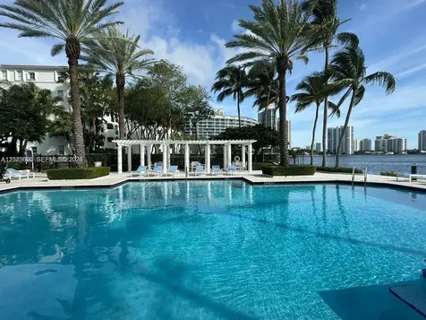 3235 NE 184th Street Aventura FL 33160
