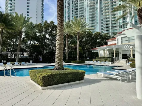 3235 NE 184th Street Aventura FL 33160