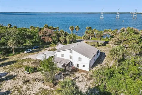 7803 S Indian River Fort Pierce FL 34982