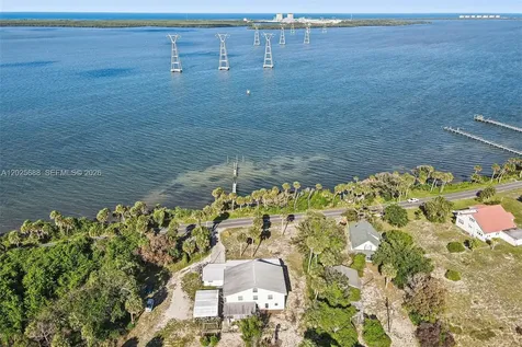 7803 S Indian River Fort Pierce FL 34982