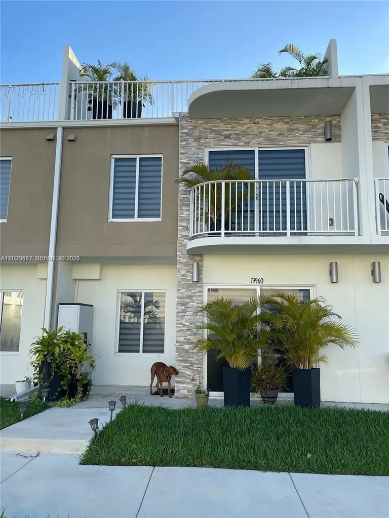 13960 SW 258th Terrace Homestead FL 33032