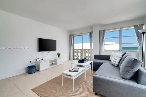3100 Collins Avenue Miami Beach FL 33140