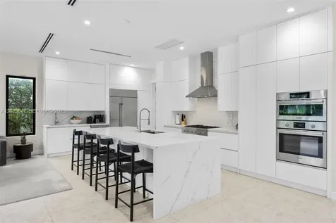 5753 SW 31st Street Miami FL 33155