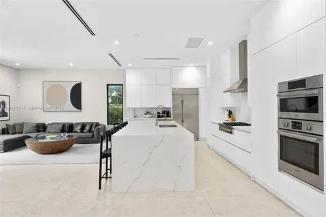 5753 SW 31st Street Miami FL 33155