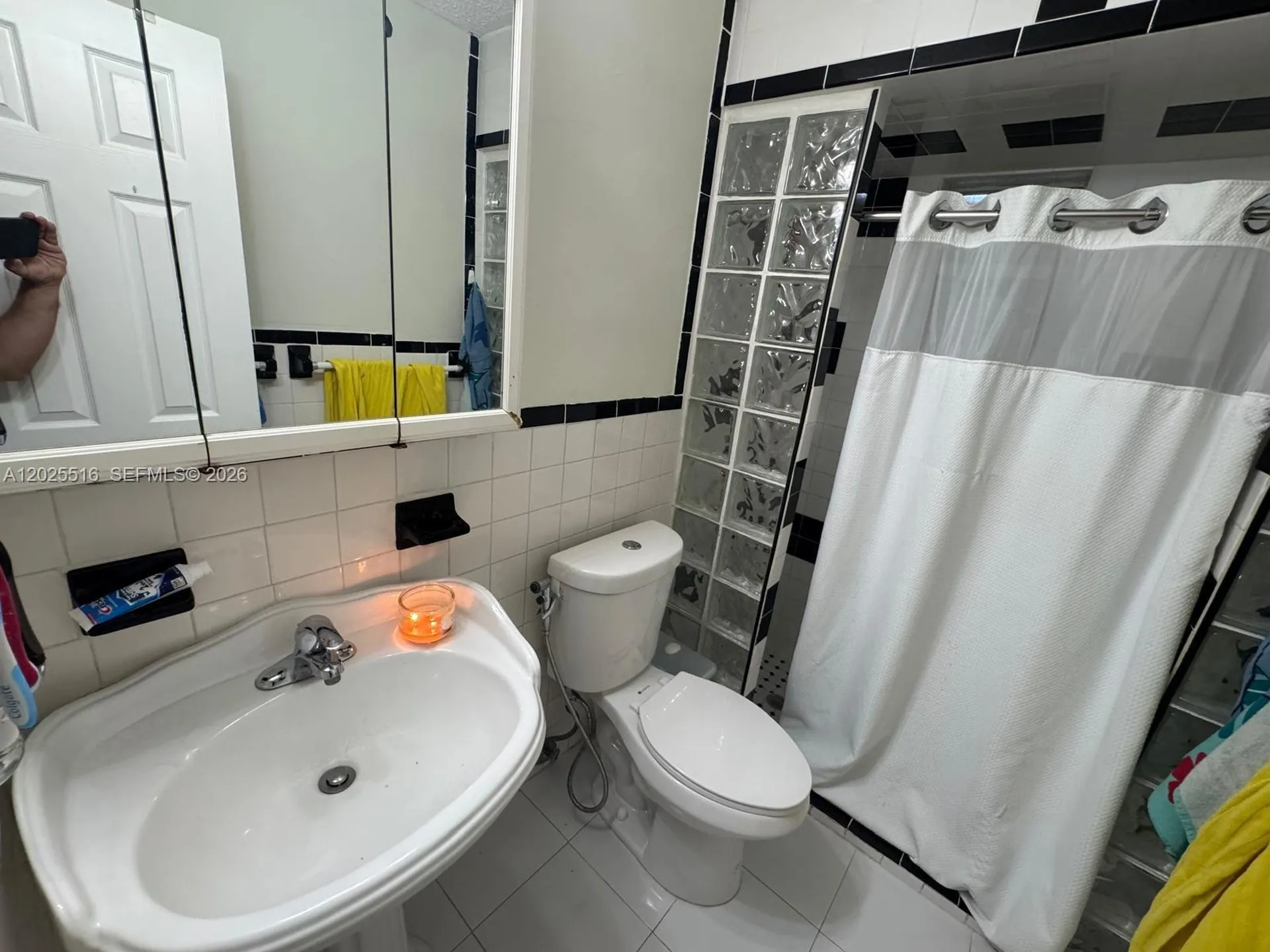 5844-5846 Pierce Street Hollywood FL 33021