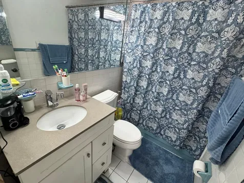 5844-5846 Pierce Street Hollywood FL 33021