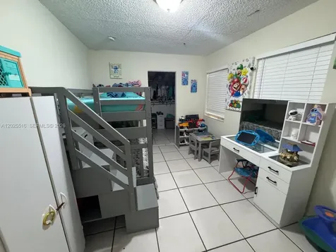 5844-5846 Pierce Street Hollywood FL 33021