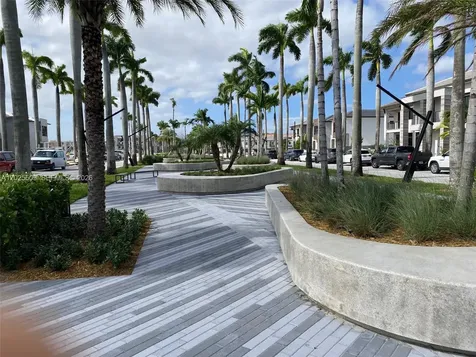 4636 NW 84th Avenue Doral FL 33166