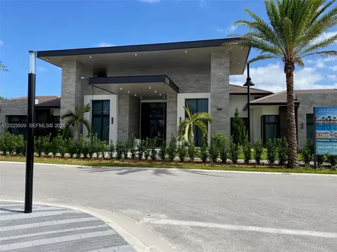 4636 NW 84th Avenue Doral FL 33166