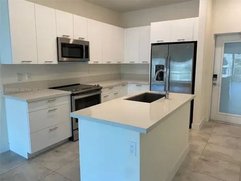 4636 NW 84th Avenue Doral FL 33166