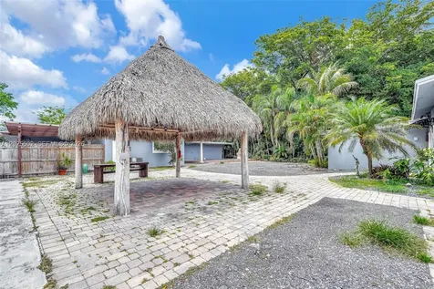 14500 NE 2nd Avenue Miami FL 33161