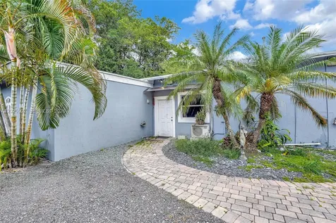 14500 NE 2nd Avenue Miami FL 33161