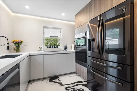 1544 Michigan Avenue Miami Beach FL 33139