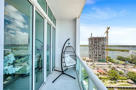 7900 Harbor Island Drive North Bay Village FL 33141