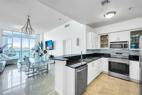 7900 Harbor Island Drive North Bay Village FL 33141