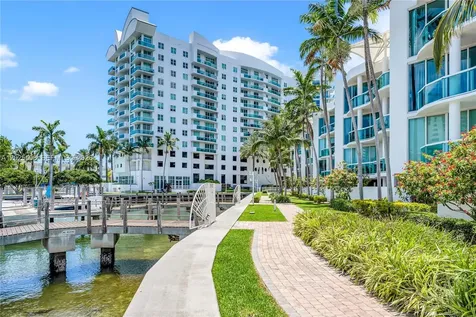 7900 Harbor Island Drive North Bay Village FL 33141