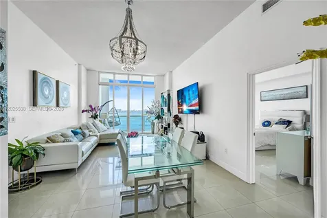 7900 Harbor Island Drive North Bay Village FL 33141