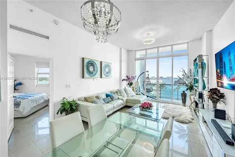 7900 Harbor Island Drive North Bay Village FL 33141