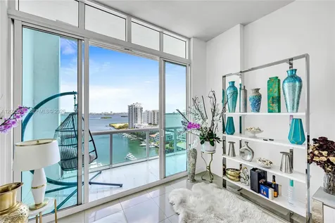 7900 Harbor Island Drive North Bay Village FL 33141