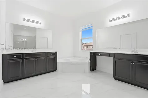 4107 NE 20th Street Homestead FL 33033