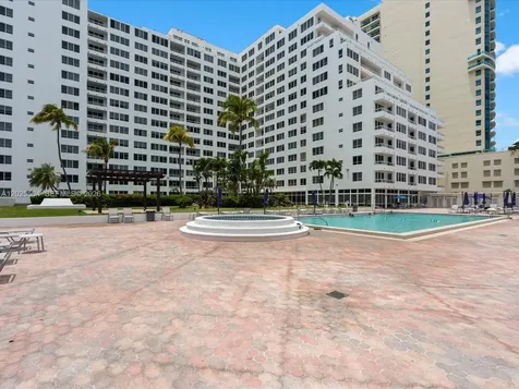 5005 Collins Avenue Miami Beach FL 33140
