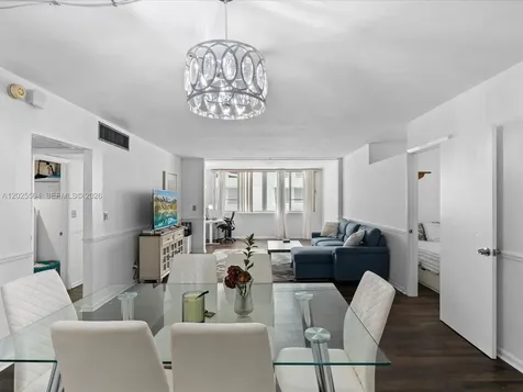 5005 Collins Avenue Miami Beach FL 33140