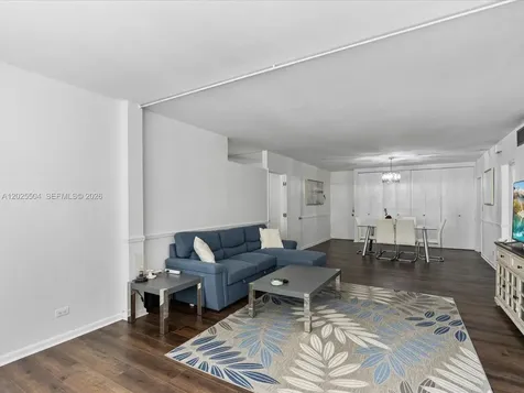 5005 Collins Avenue Miami Beach FL 33140