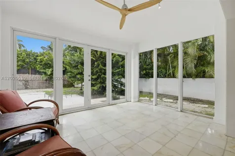 2535 Sunset Drive Miami Beach FL 33140