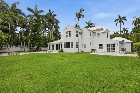 2535 Sunset Drive Miami Beach FL 33140