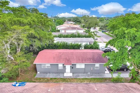 746 SW 4th Street Dania Beach FL 33004