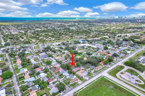 746 SW 4th Street Dania Beach FL 33004